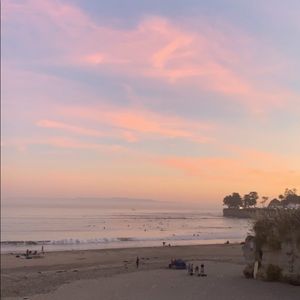 Meet your Posher, Azella